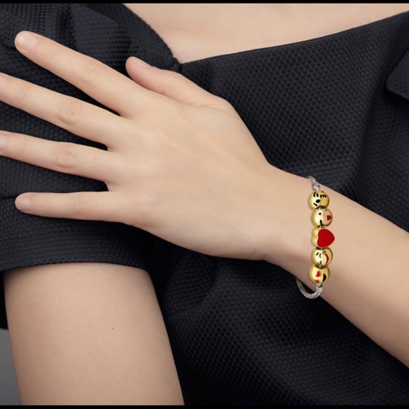 18K Gold Plated Emoji Charm Bracelet - Picture 2 of 4